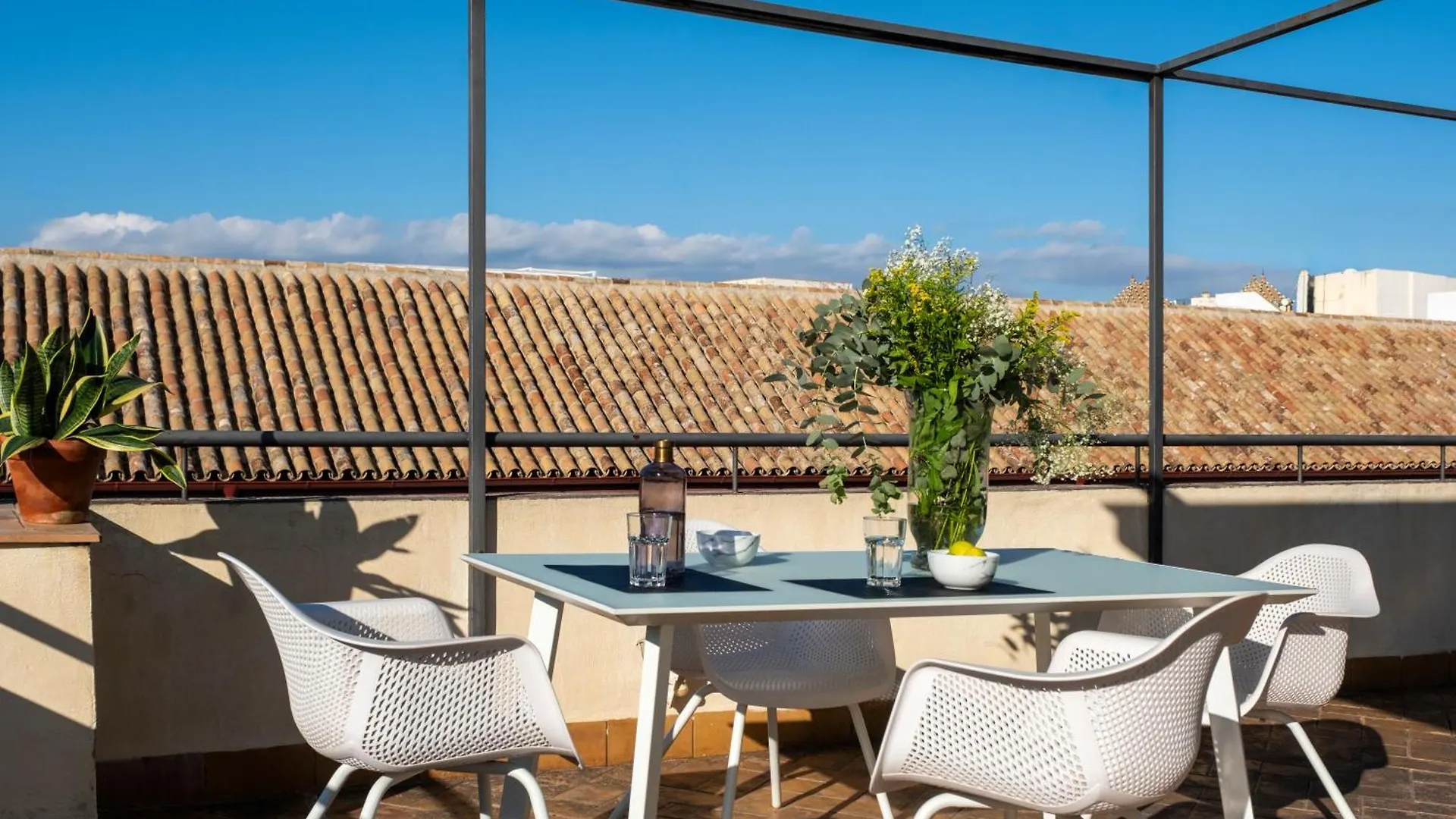 Misterhost Conde De Torrejon Apartment Seville